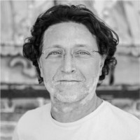 Willy Mulonía