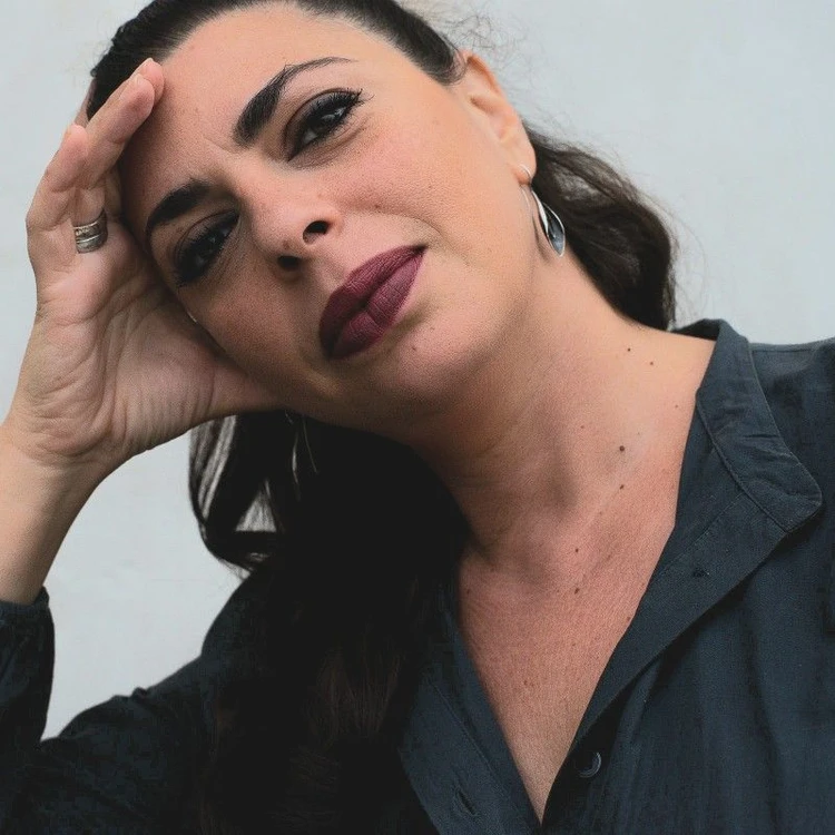 Adriana Follieri