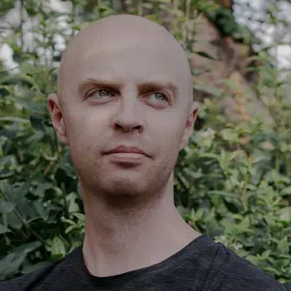 Amir Tibon