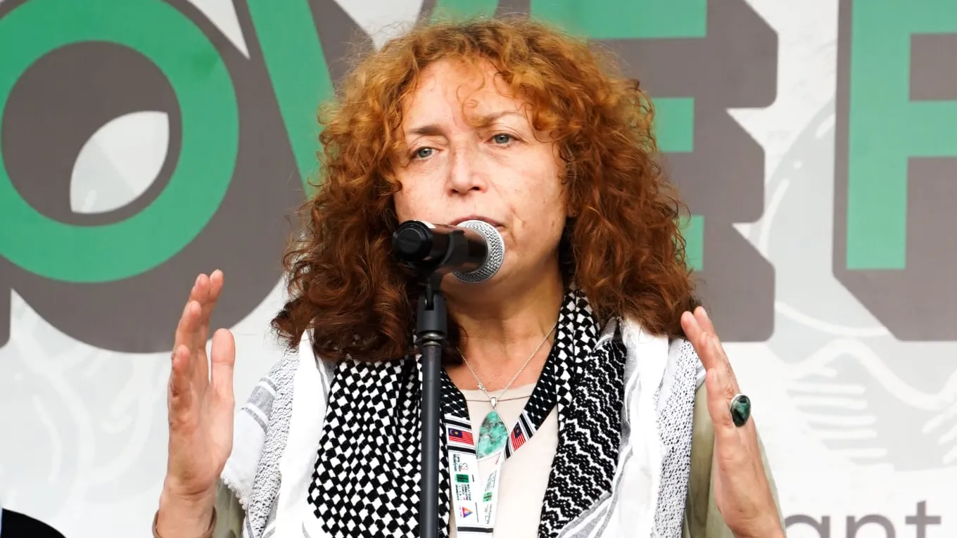 Maria Elena Delia